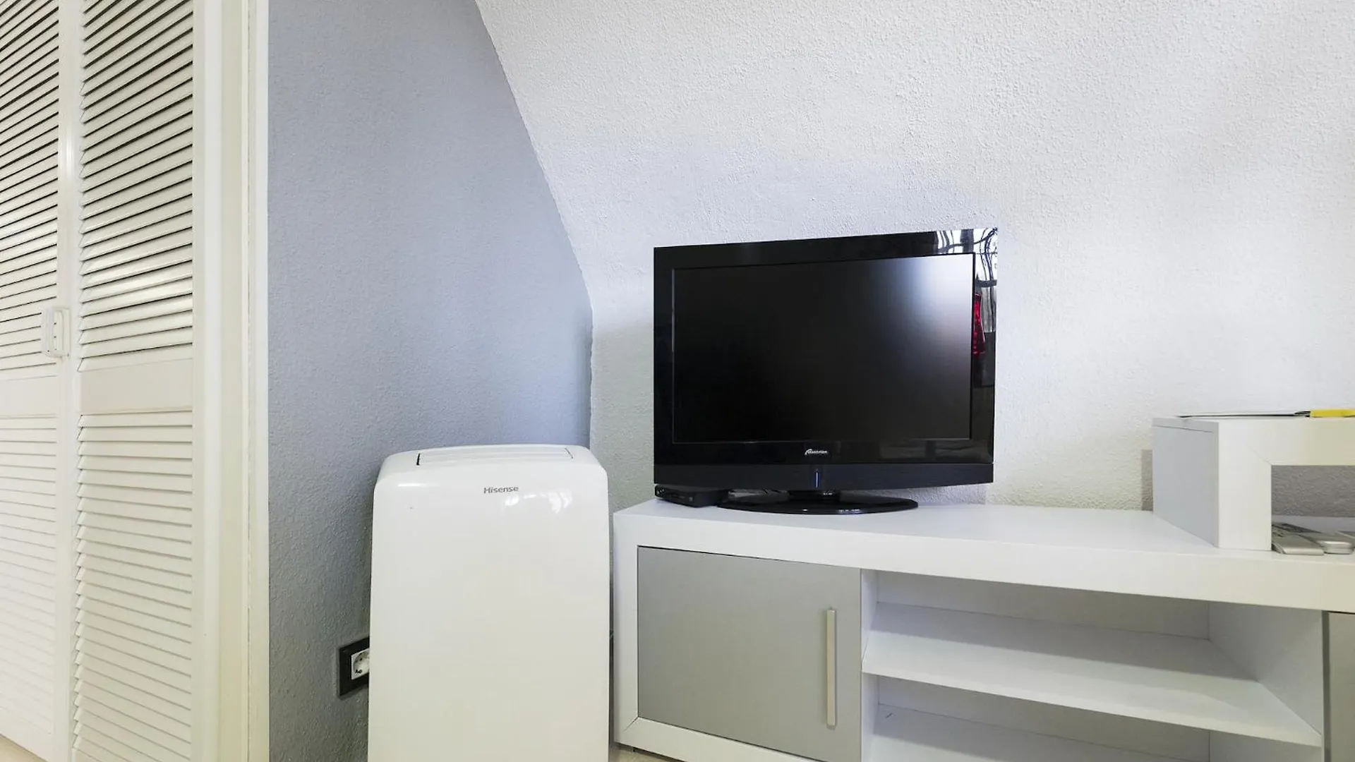 Amazing Apartment With Swimming Pool 토레몰리노스
