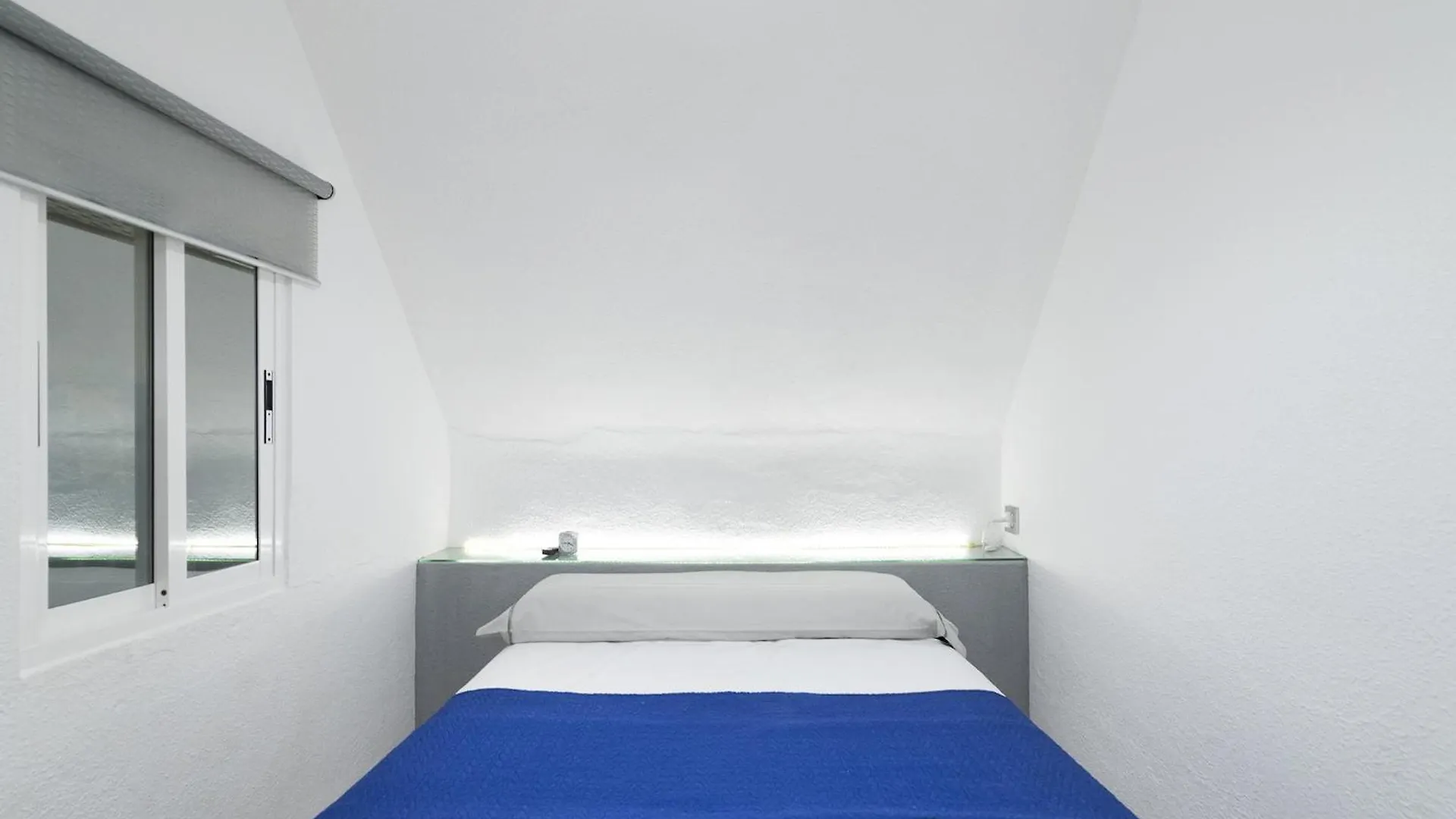 Amazing Apartment With Swimming Pool 토레몰리노스