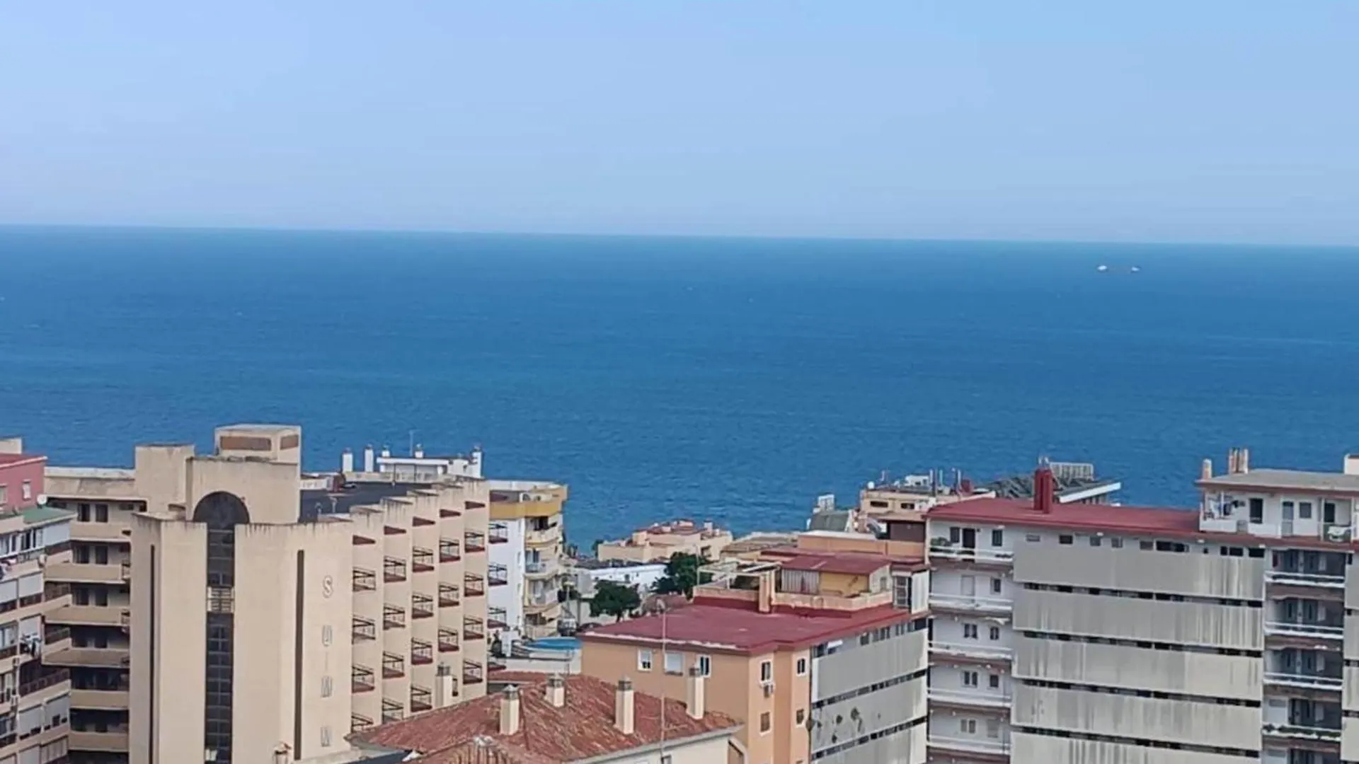 Amazing Apartment With Swimming Pool 토레몰리노스